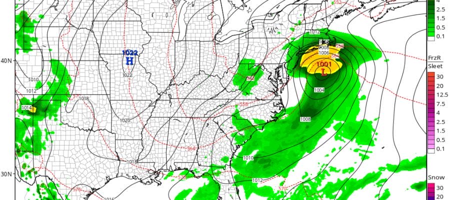 Rain Moving South Overnight