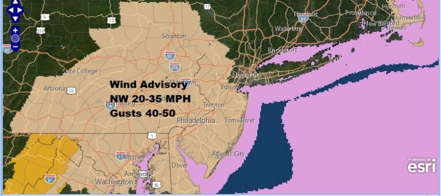 Happy Thanskgiving Wind Advisory Gusts Over 40 MPH Watching Storm For The Weekend