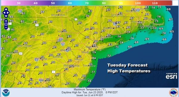 Hot Humid Tuesday Thunderstorms Fire Up Inland Late Today 